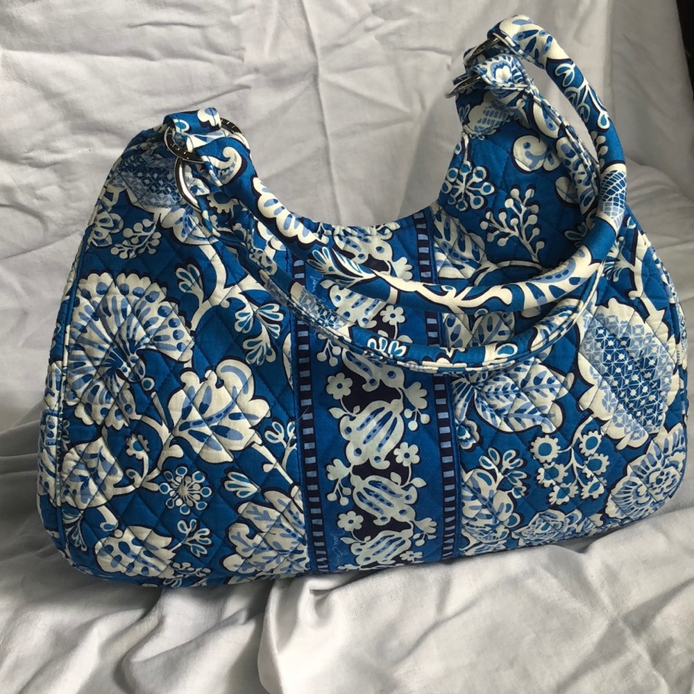Gently Used Vera Bradley Large Hobo in Blue Lagoon
